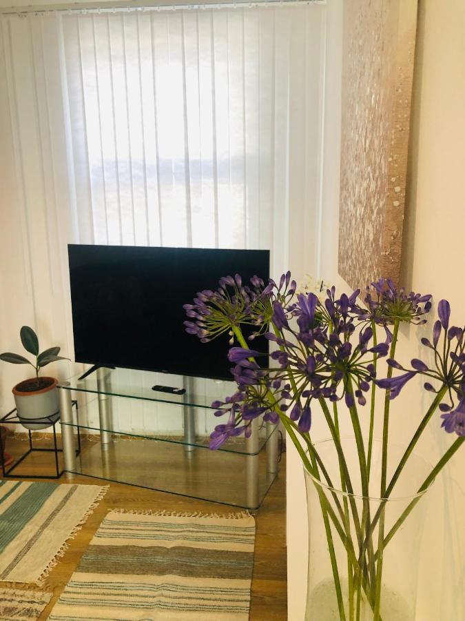 Super Location 2, 1Min Metro 10 Min From Camden Apartment London Bagian luar foto